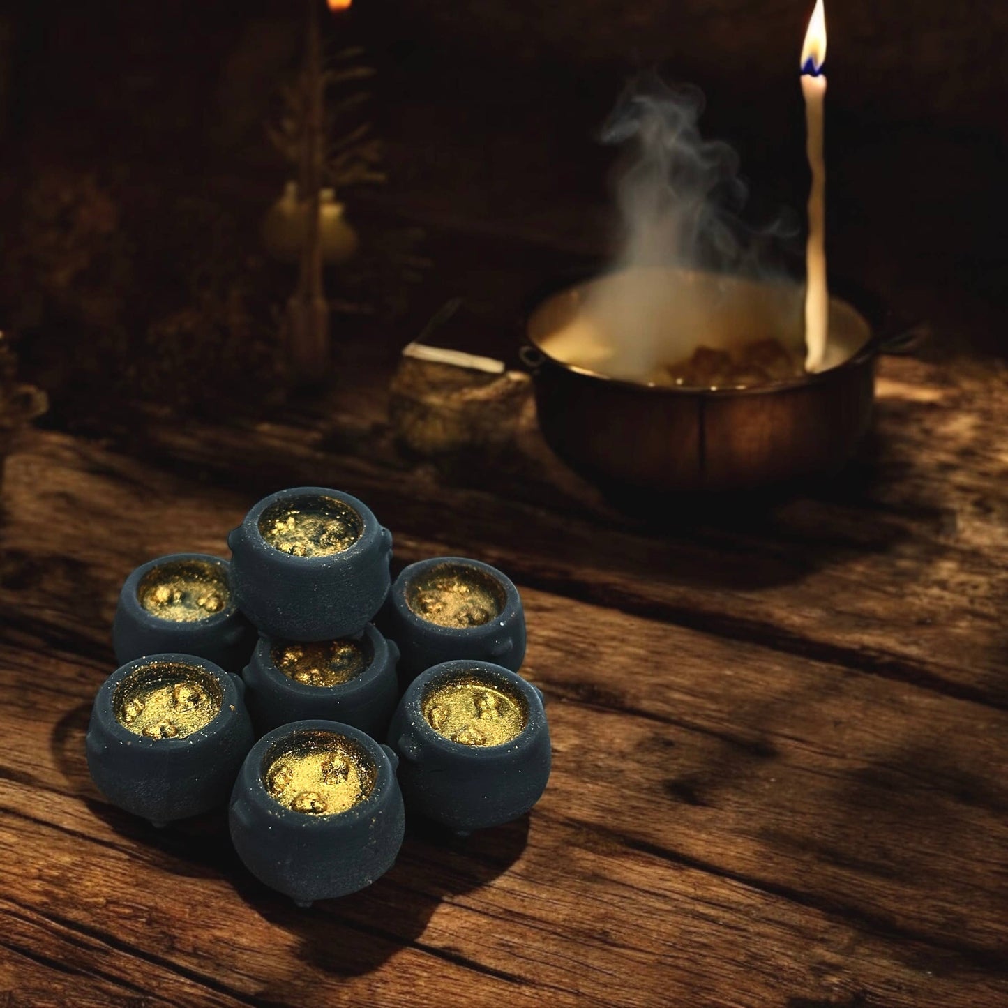 Nag Champa Mini Cauldron Wax Melts (pack of 8) by Pippie Melts