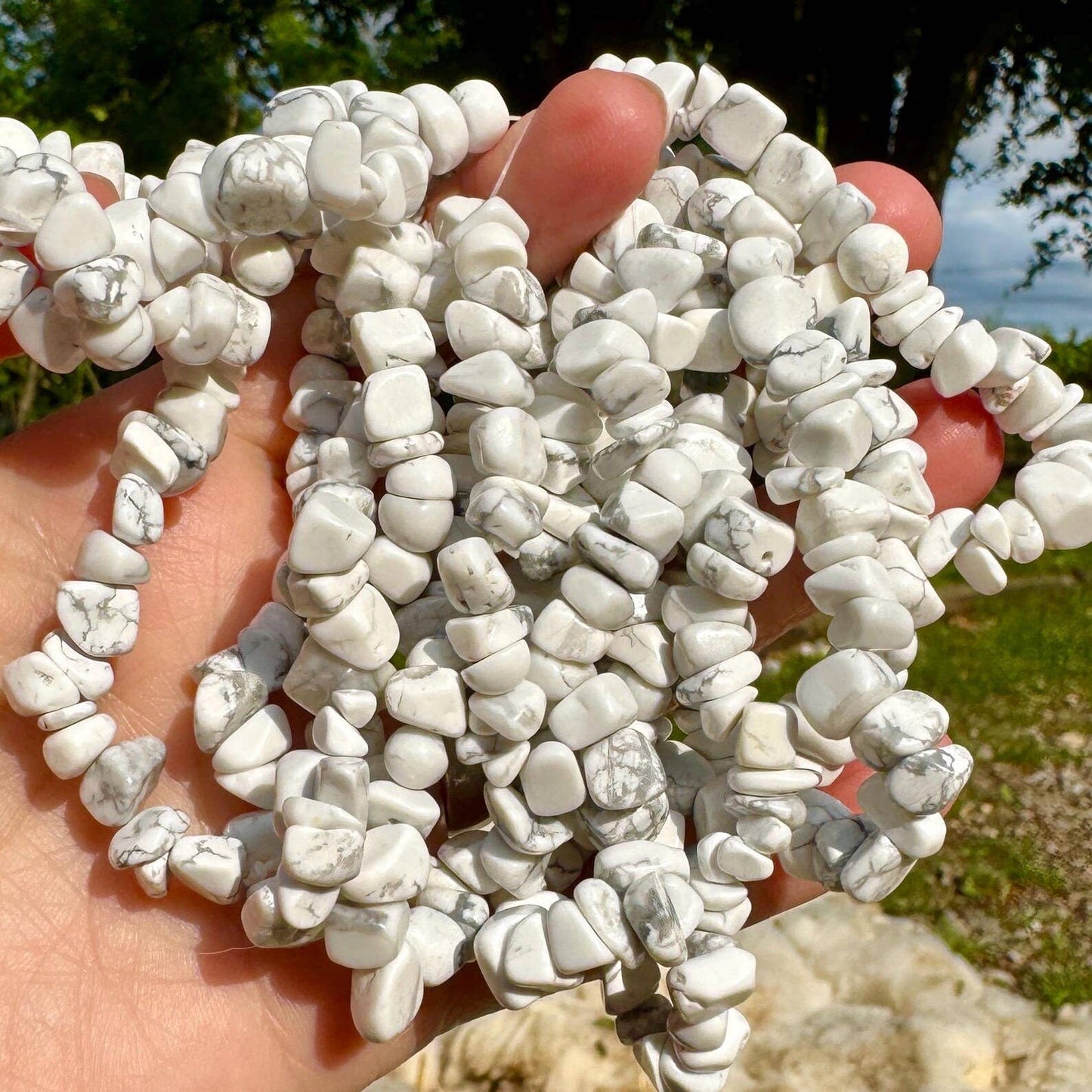 White Howlite Crystal stretch bracelet