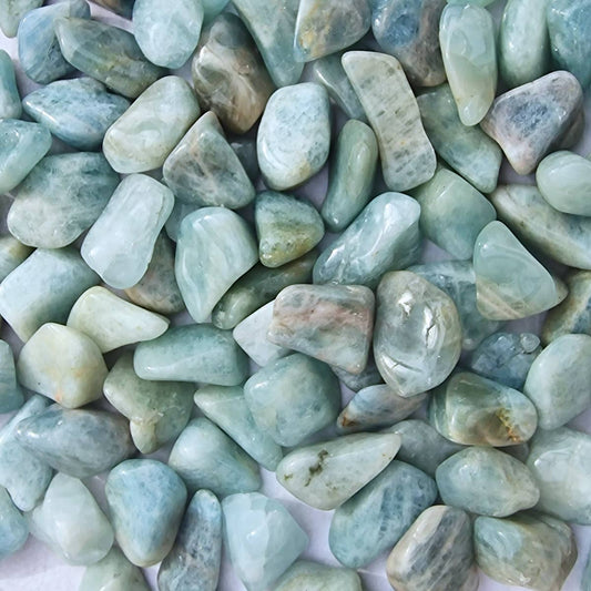 Beryl Aquamarine Tumble Stone