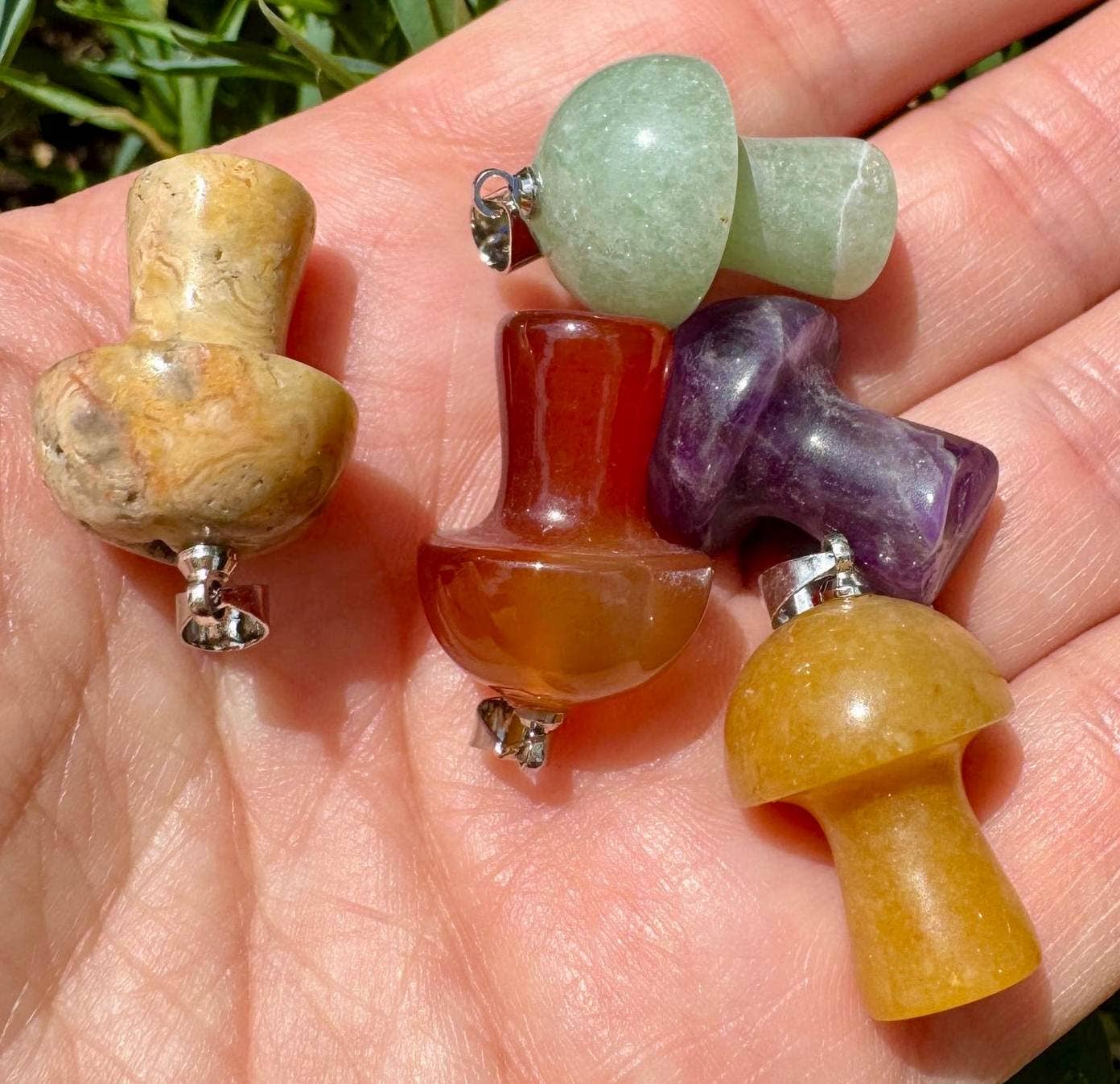 Crystal mushroom pendant- 2cm